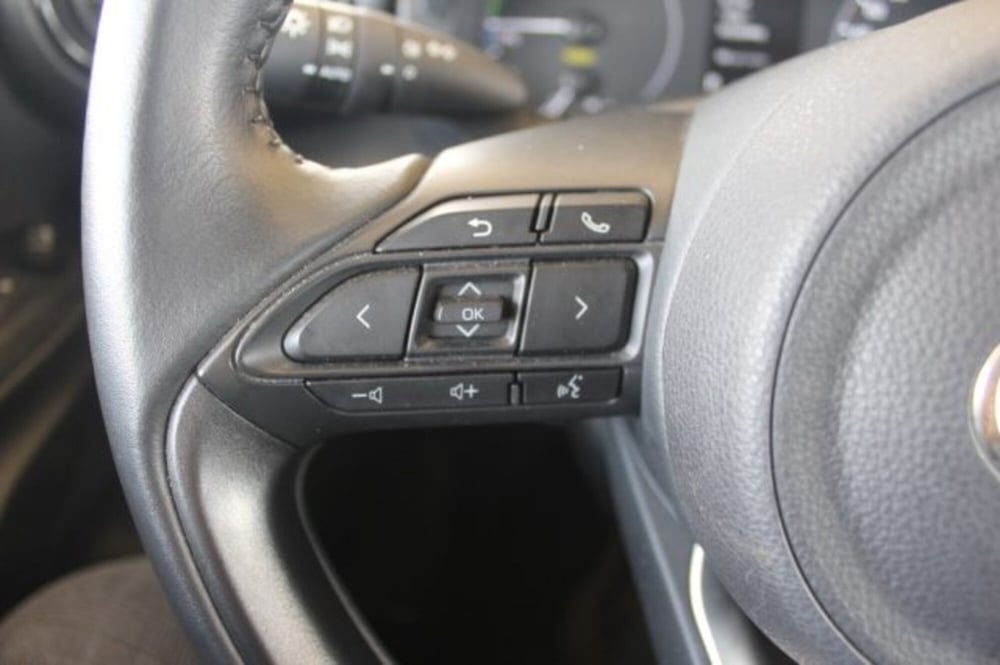 Toyota Yaris Cross usata a Roma (18)