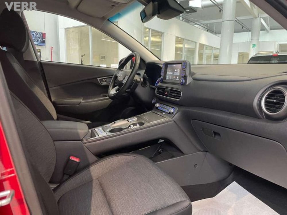 Hyundai Kona usata a Milano (9)