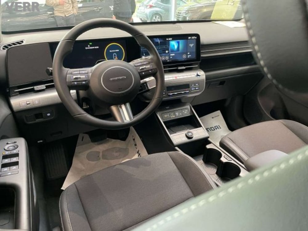 Hyundai Kona nuova a Milano (11)
