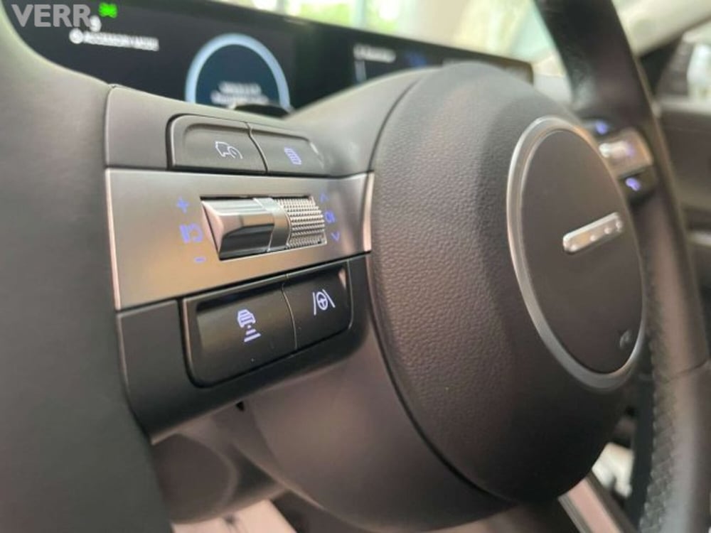 Hyundai Kona nuova a Milano (13)