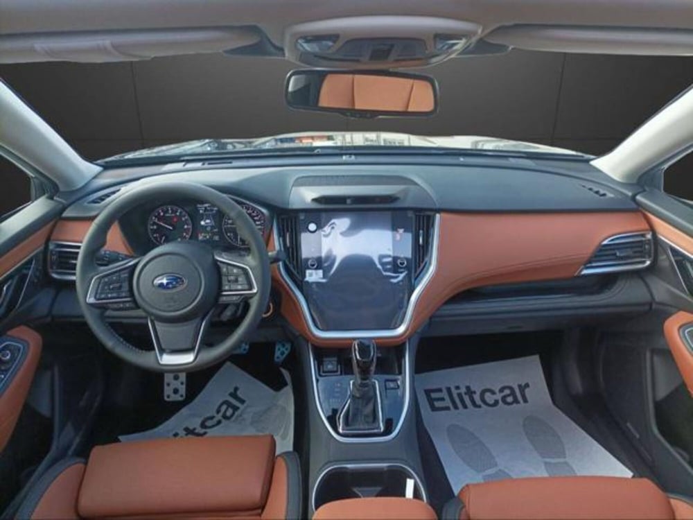 Subaru Outback nuova a Milano (12)