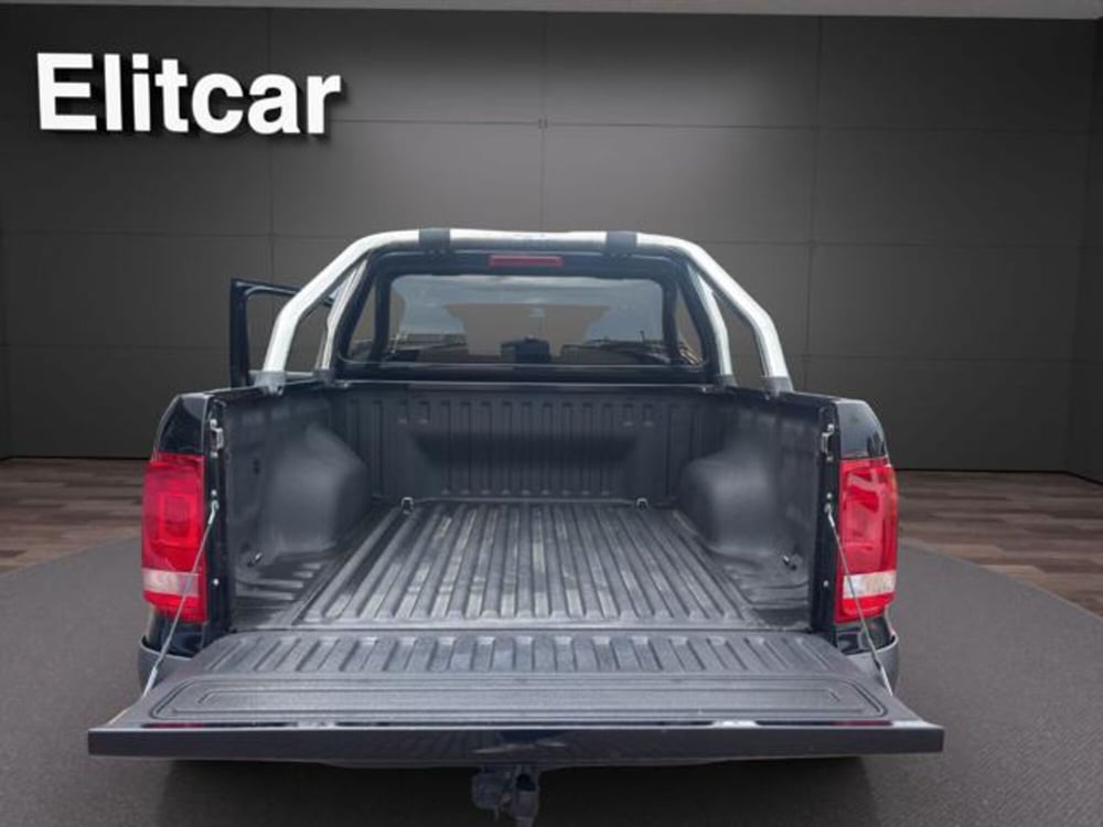 Volkswagen Veicoli Commerciali Amarok usata a Milano (12)