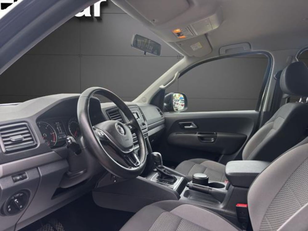 Volkswagen Veicoli Commerciali Amarok usata a Milano (9)