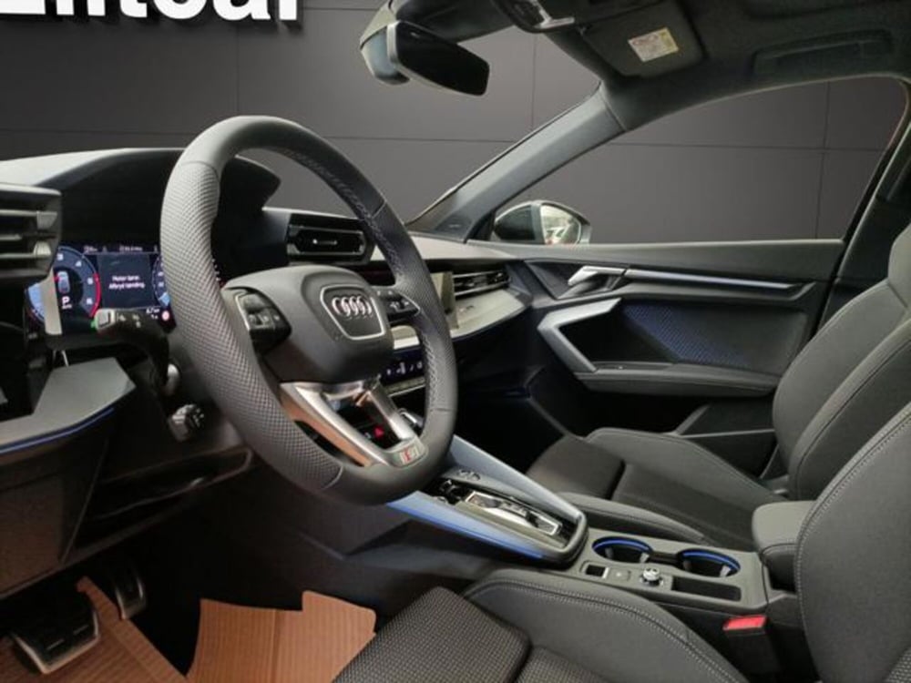 Audi A3 Sportback nuova a Milano (14)