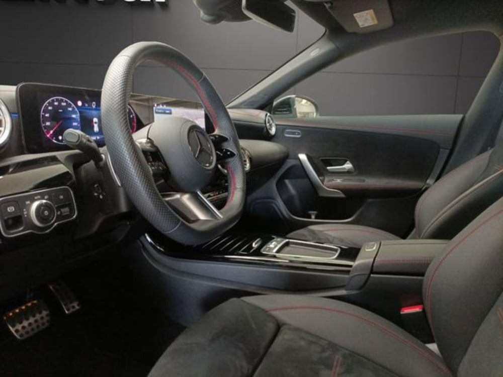 Mercedes-Benz CLA Shooting Brake usata a Milano (11)
