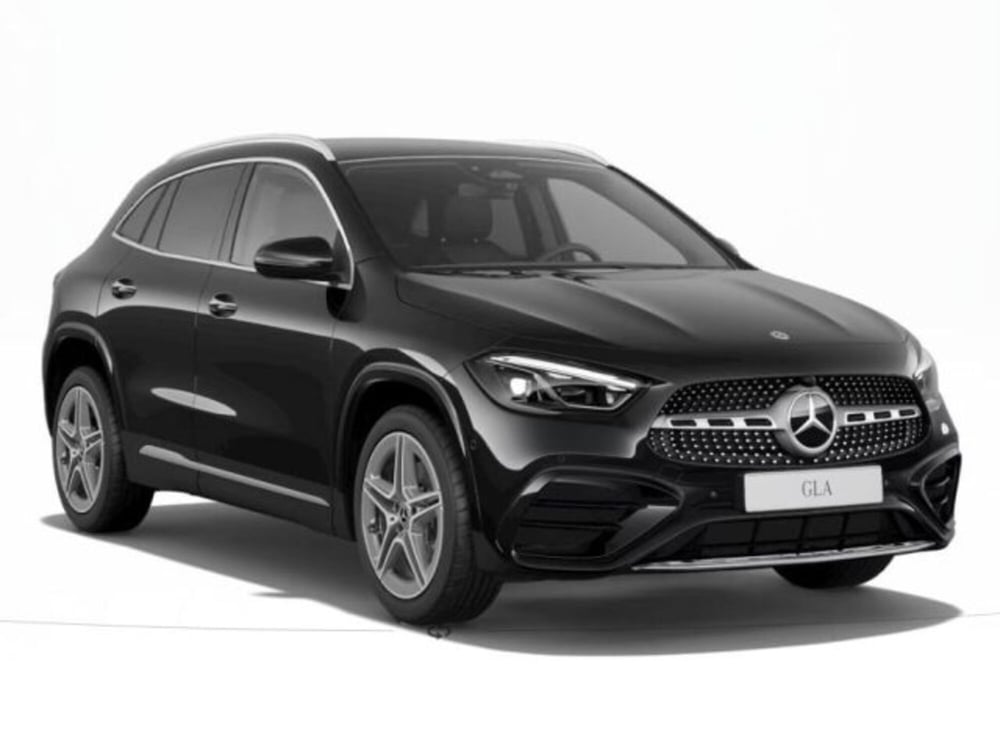 Mercedes-Benz GLA SUV nuova a Verona