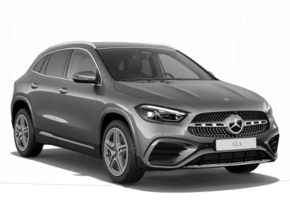 Mercedes-Benz GLA SUV nuova a Verona