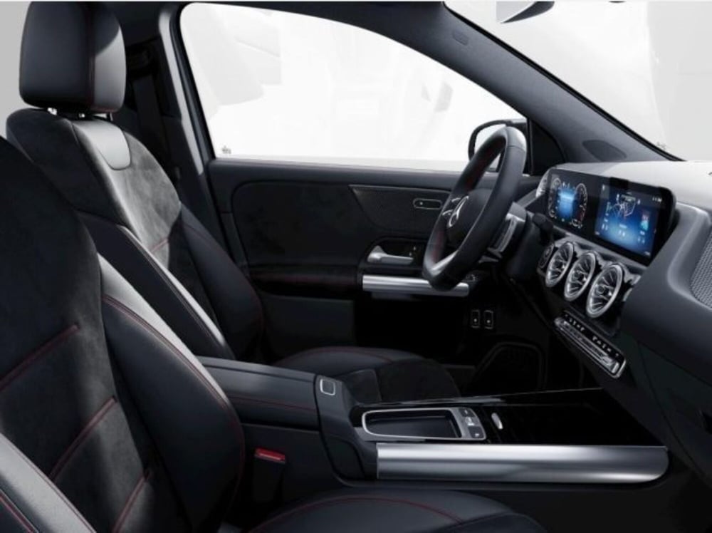 Mercedes-Benz GLA SUV nuova a Verona (7)