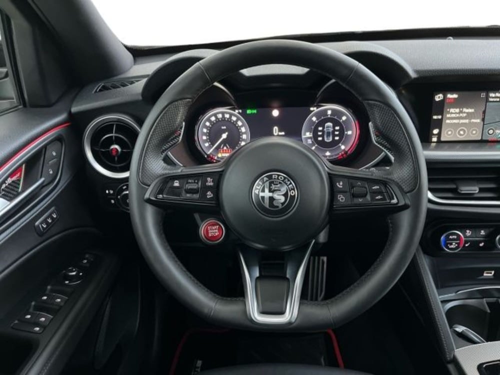 Alfa Romeo Stelvio usata a Verona (11)