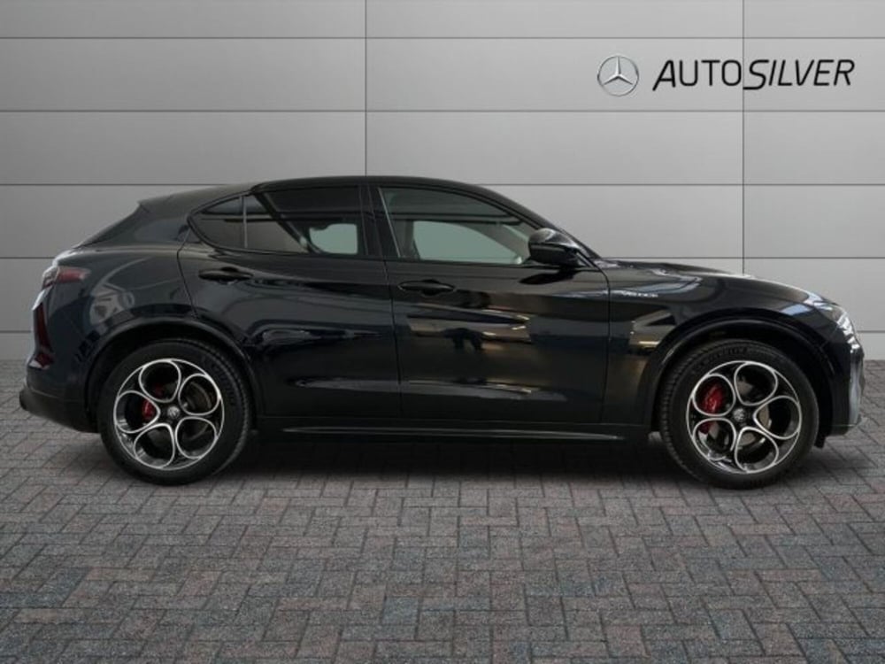 Alfa Romeo Stelvio usata a Verona (5)