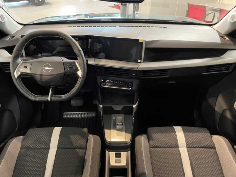 Opel Frontera nuova a Sondrio (12)