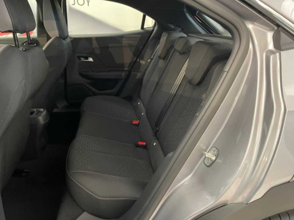 Opel Mokka nuova a Sondrio (11)