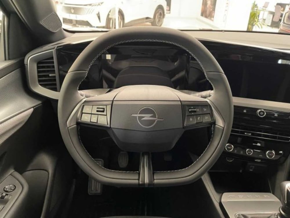Opel Mokka nuova a Sondrio (13)