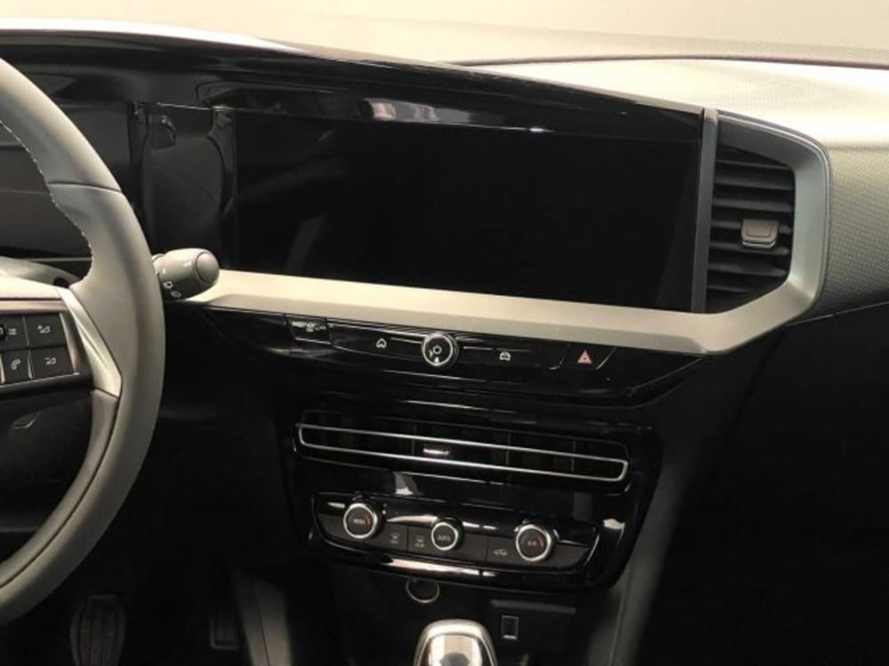Opel Mokka nuova a Sondrio (14)