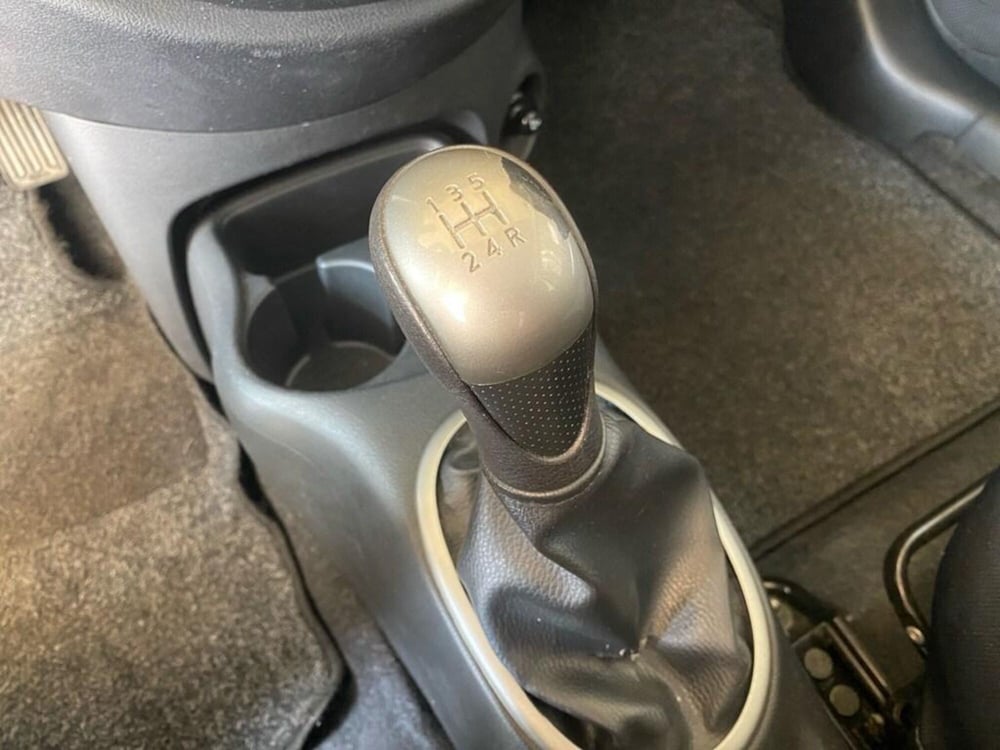 Nissan Micra usata a Torino (11)
