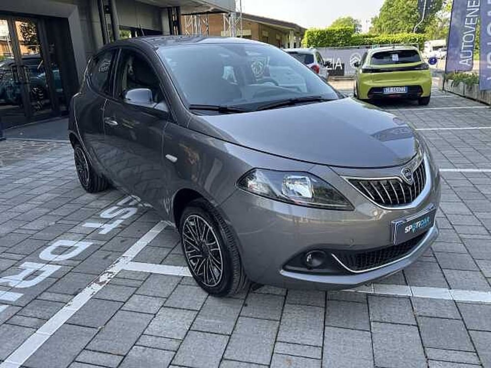 Lancia Ypsilon usata a Venezia (19)