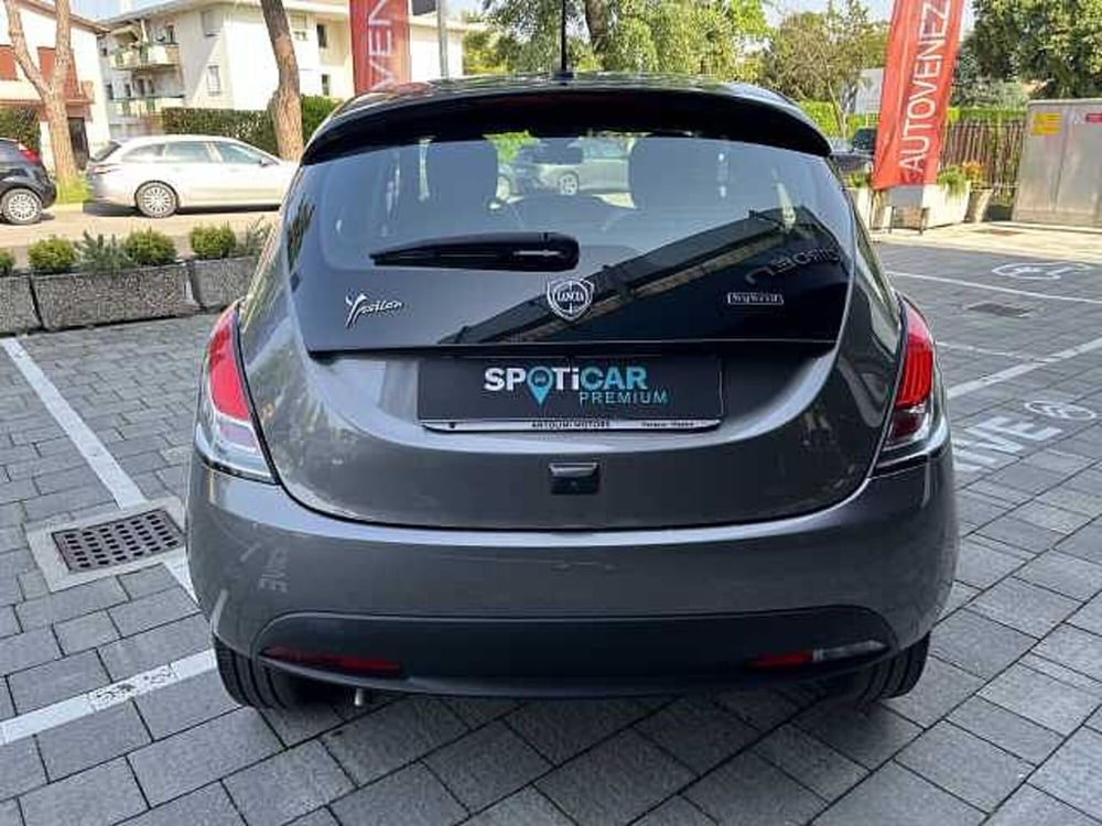 Lancia Ypsilon usata a Venezia (6)