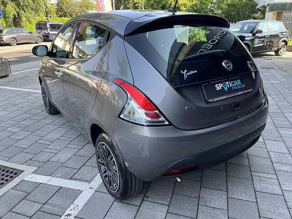 Lancia Ypsilon usata a Venezia (7)