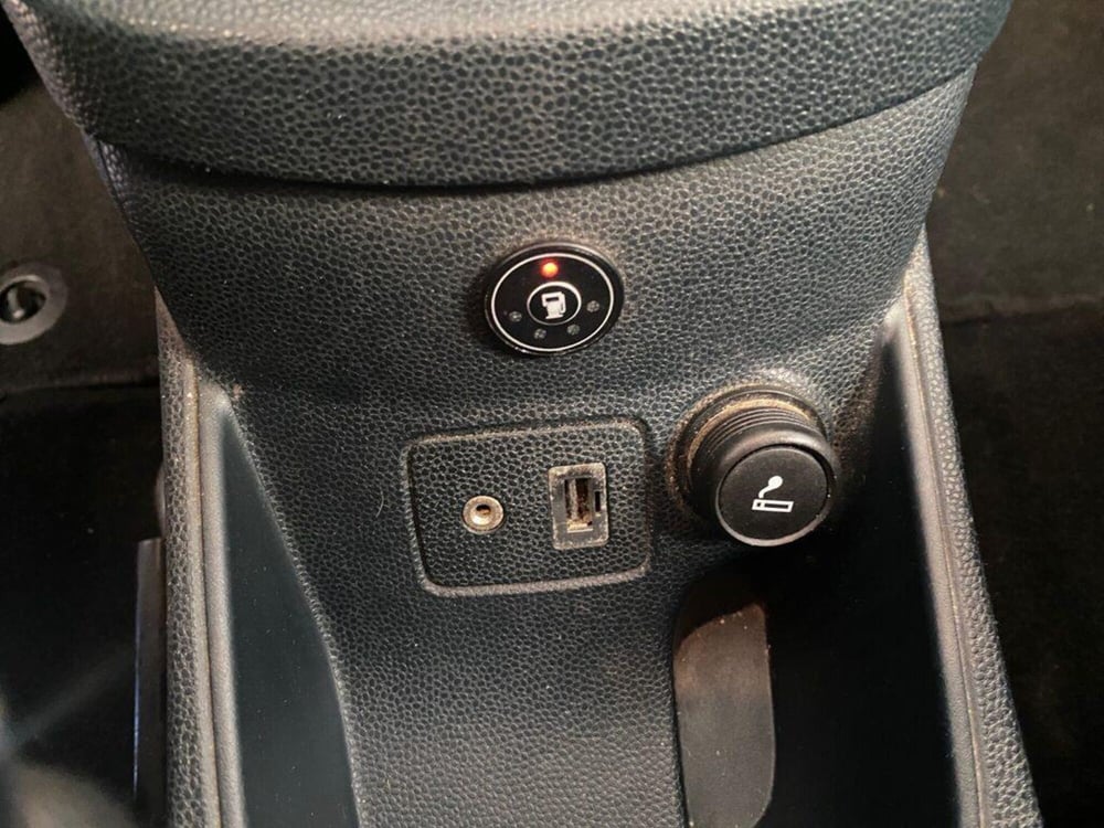 Ford Fiesta usata a Torino (11)