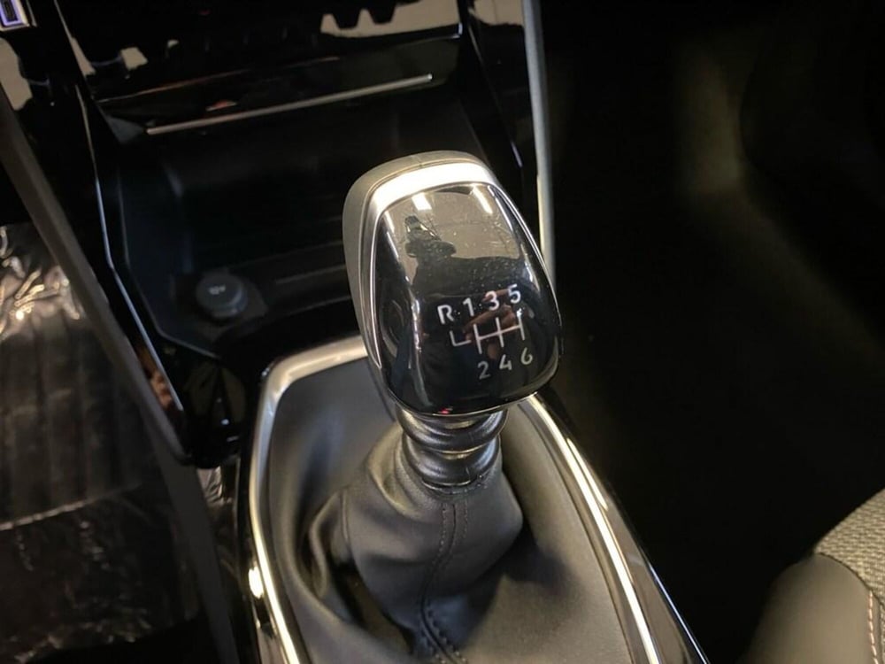 Peugeot 2008 nuova a Torino (11)