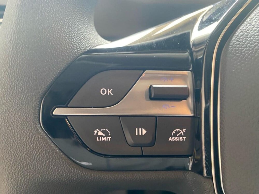 Peugeot Partner Furgone nuova a Torino (13)