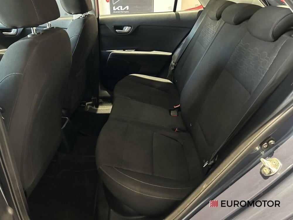 Kia Rio usata a Bari (14)