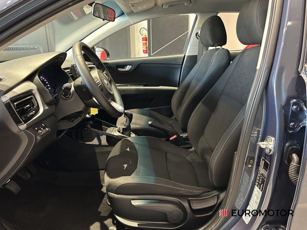 Kia Rio usata a Bari (15)