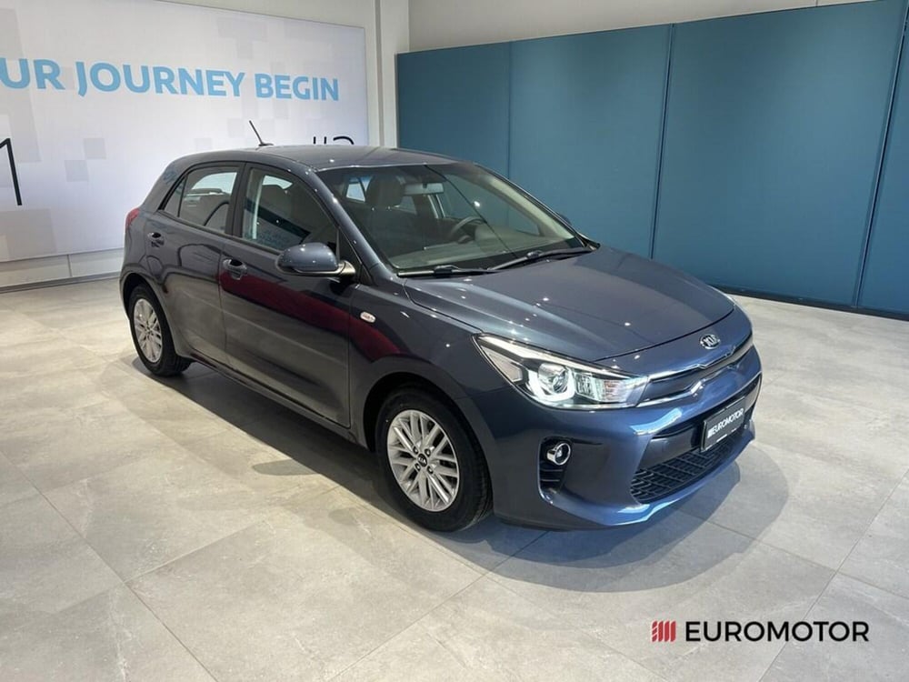 Kia Rio usata a Bari (3)