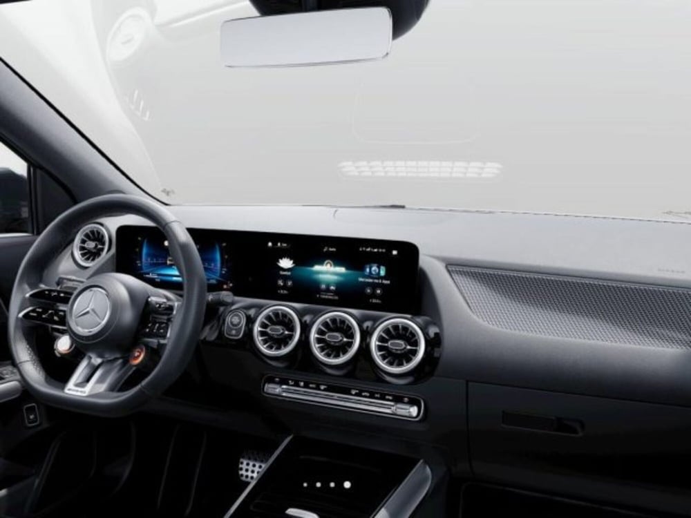Mercedes-Benz GLA SUV nuova a Verona (7)