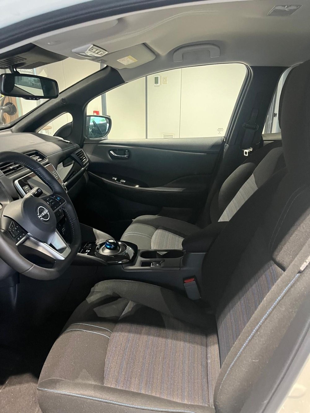 Nissan Leaf nuova a Cagliari (10)