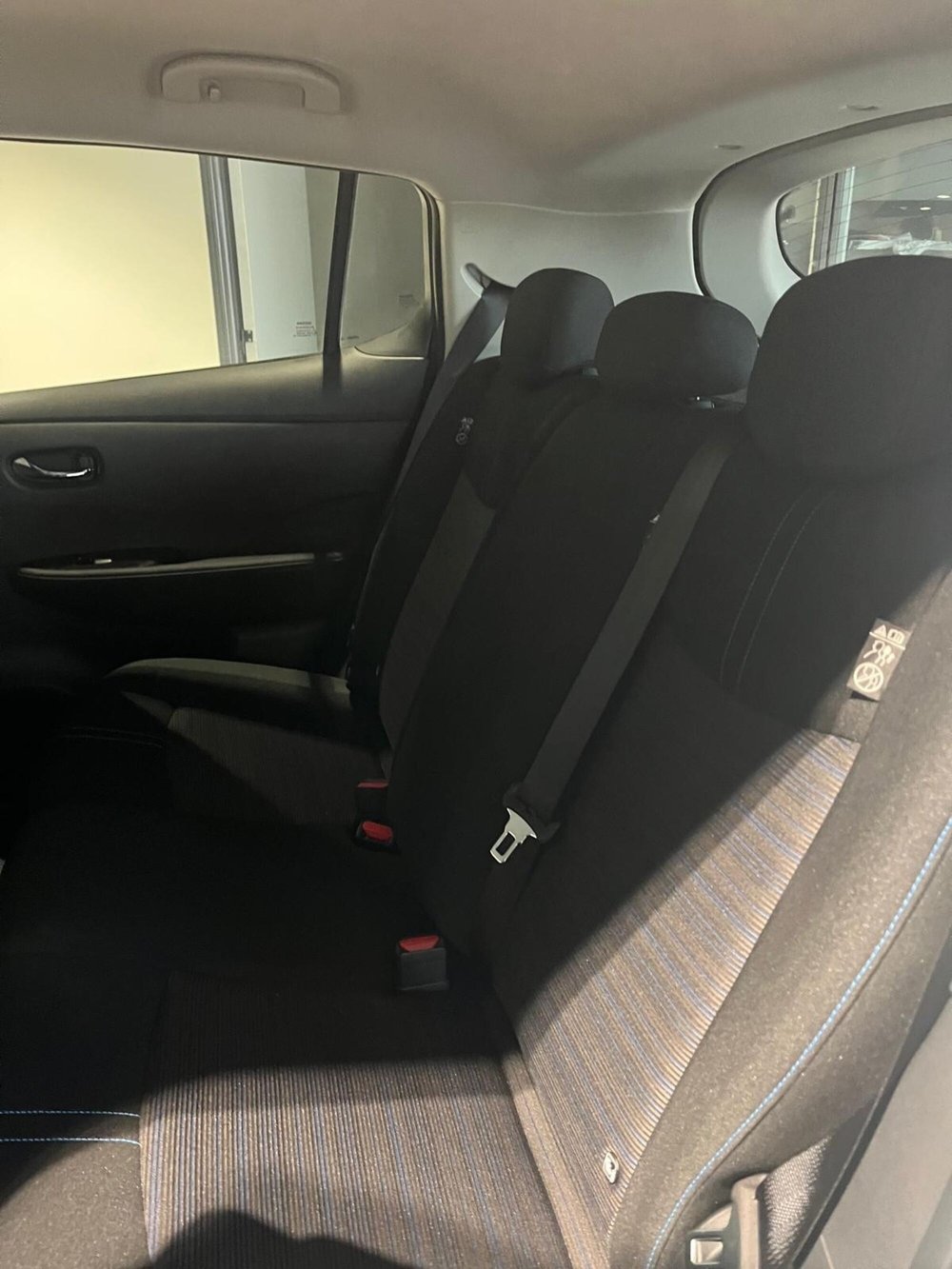 Nissan Leaf nuova a Cagliari (19)