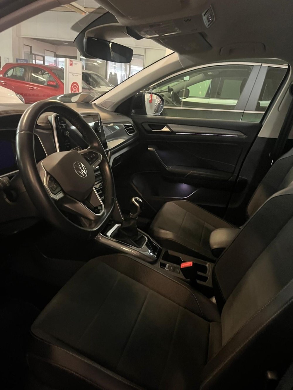 Volkswagen T-Roc usata a Cagliari (19)