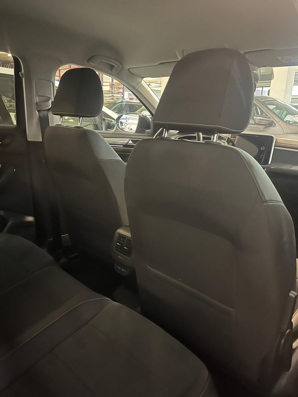 Volkswagen T-Roc usata a Cagliari (5)