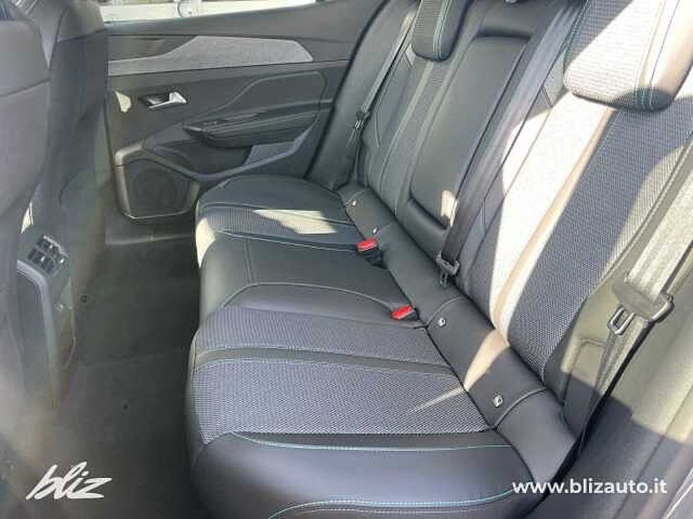 Peugeot 408 nuova a Udine (11)
