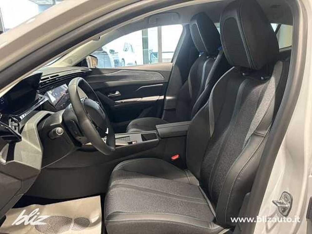Peugeot 408 nuova a Udine (11)