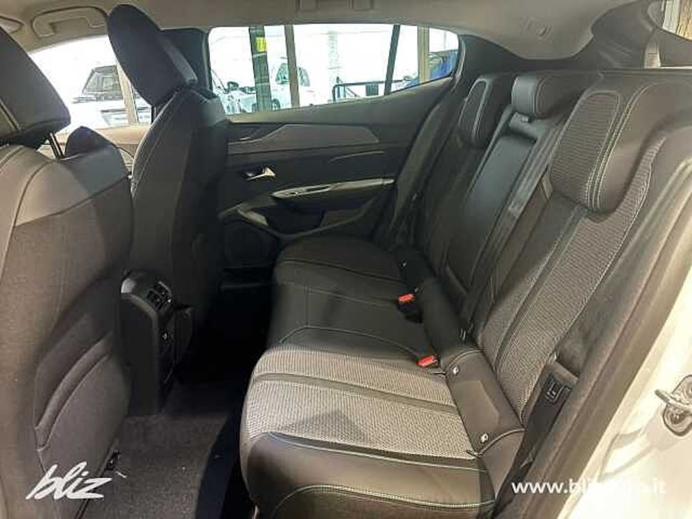 Peugeot 408 nuova a Udine (12)