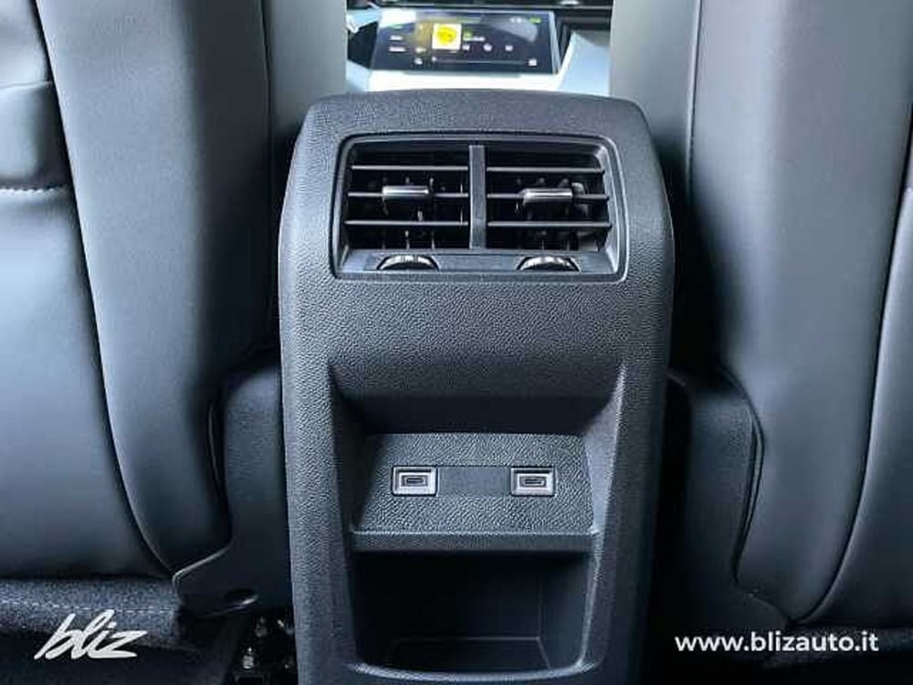 Peugeot 408 nuova a Udine (18)