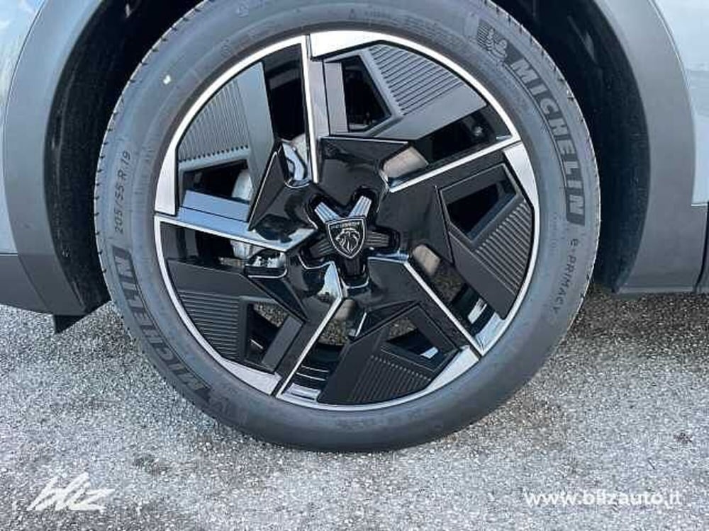 Peugeot 408 nuova a Udine (5)