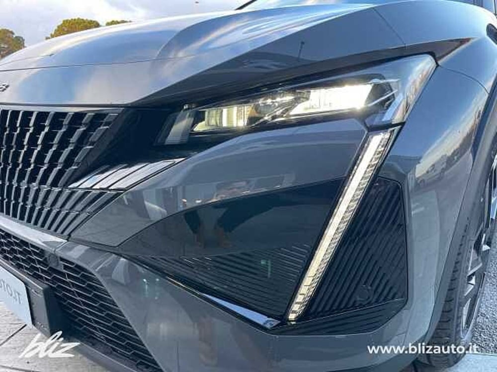 Peugeot 408 nuova a Udine (9)