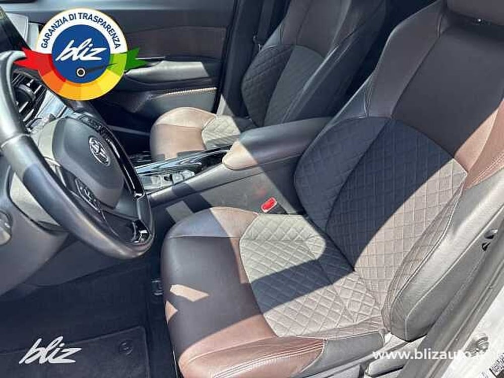 Toyota Toyota C-HR usata a Udine (11)