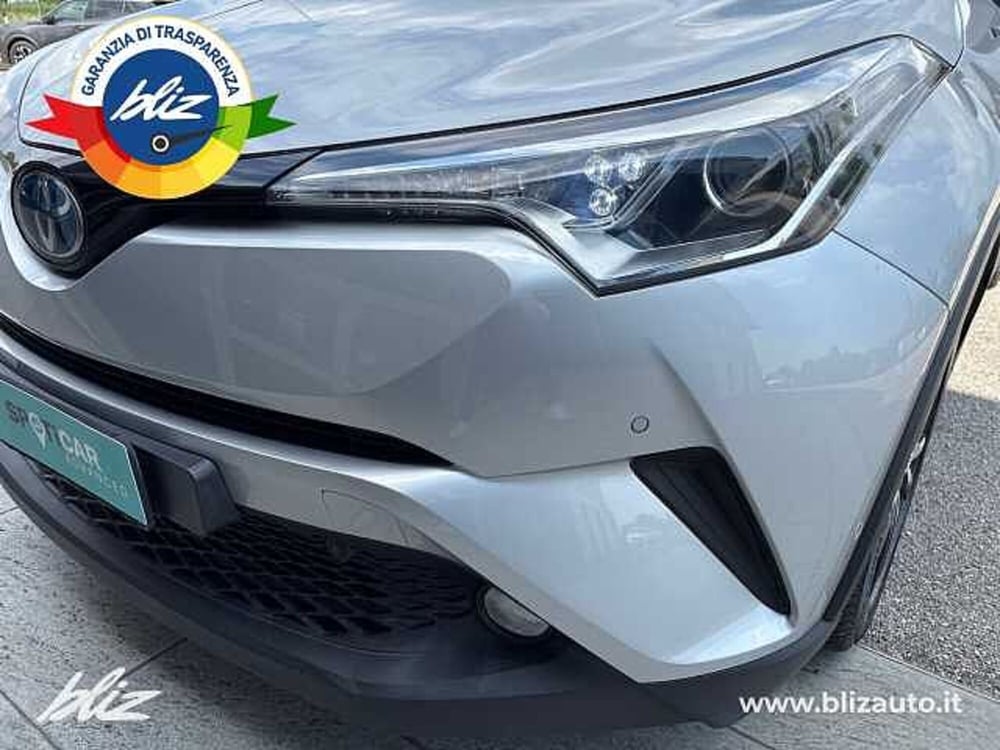 Toyota Toyota C-HR usata a Udine (12)