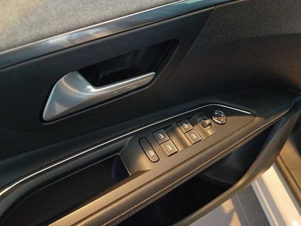 Peugeot 3008 usata a Forlì-Cesena (17)
