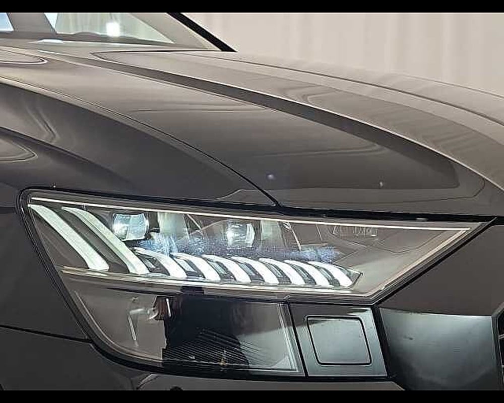 Audi RS Q8 usata a Roma (13)