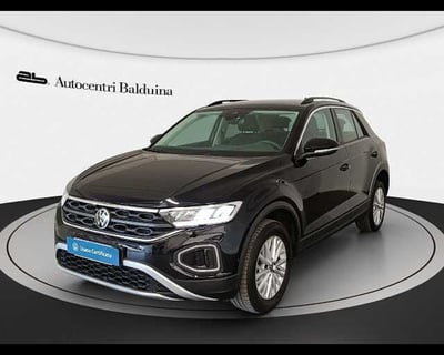 Volkswagen T-Roc 2.0 tdi Life 115cv del 2024 usata a Roma