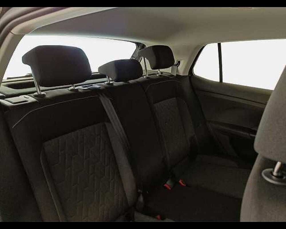 Volkswagen T-Cross usata a Roma (9)