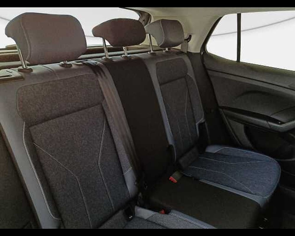 Volkswagen T-Cross usata a Roma (9)