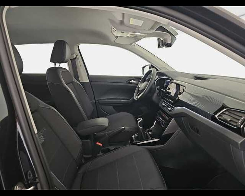 Volkswagen T-Cross usata a Roma (8)