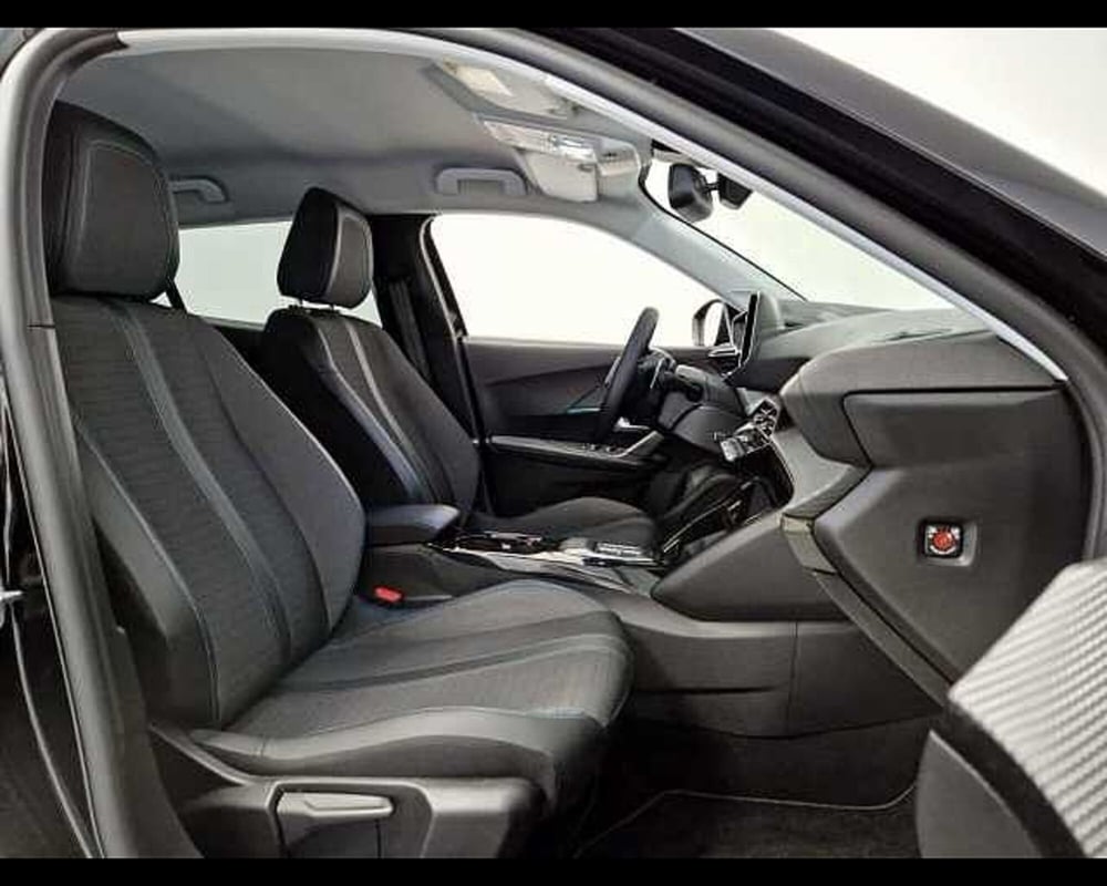 Peugeot 2008 usata a Milano (10)