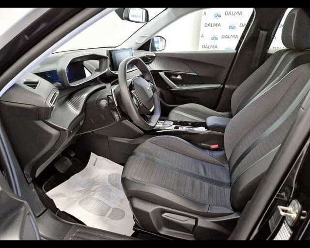 Peugeot 2008 usata a Milano (5)