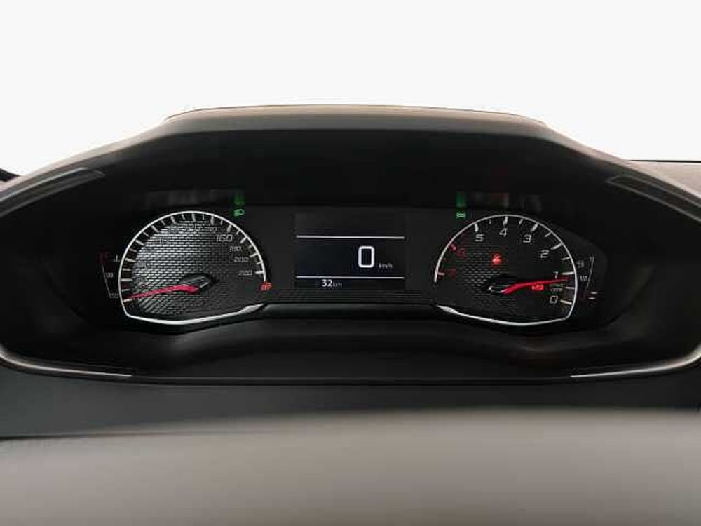 Peugeot 208 nuova a Palermo (12)